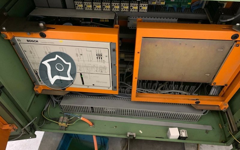 Станок универсальный фрезерный с ЧПУ MIKRON WF 41 C