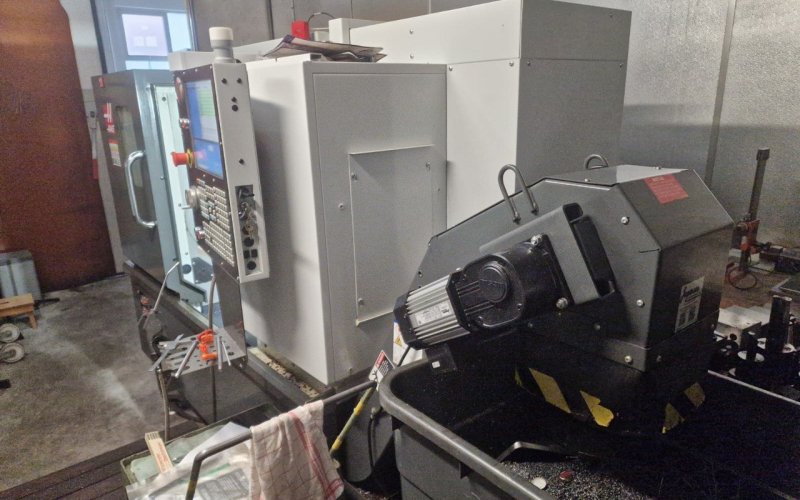 Токарний центр з ЧПУ HAAS ST-15