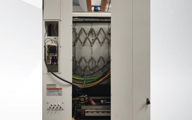 Токарно-фрезерний центр Mazak Integrex i-400 ST