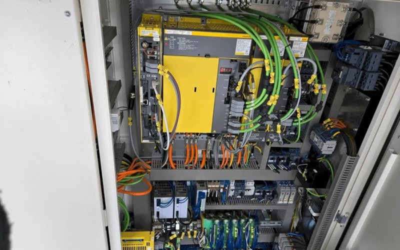 Токарно-фрезерный обрабатывающий центр с ЧПУ DMG MORI CLX 350 V6