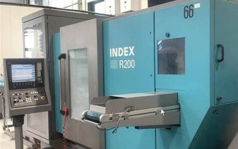 Токарно-фрезерный станок с ЧПУ INDEX R 200