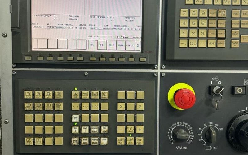 Токарно-фрезерний верстат з ЧПУ OKUMA LC 40