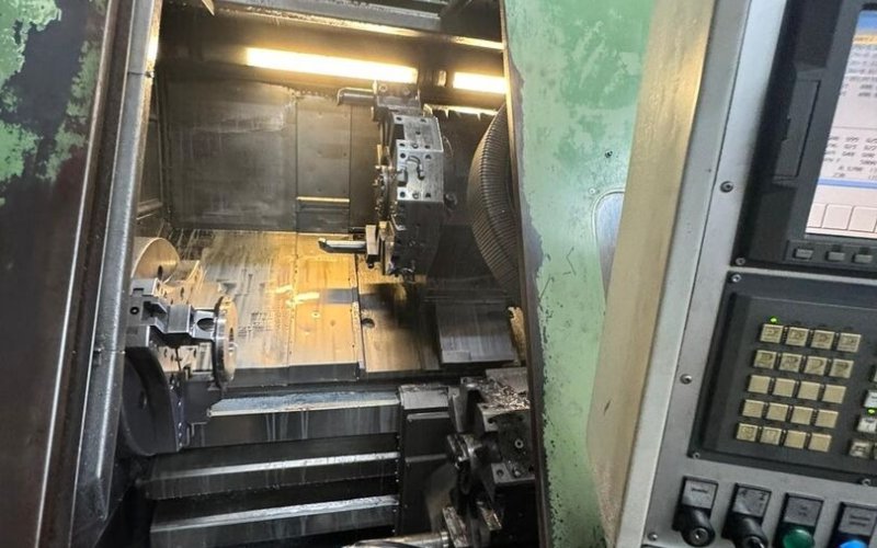 Токарно-фрезерний верстат з ЧПУ OKUMA LC 40