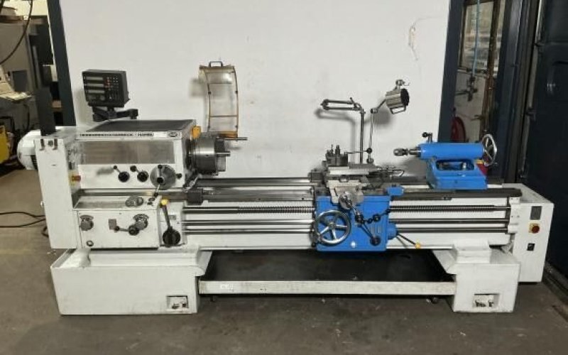 Токарно-гвинторізний верстат з ручним керуванням VDF V3 1500 metal lathe