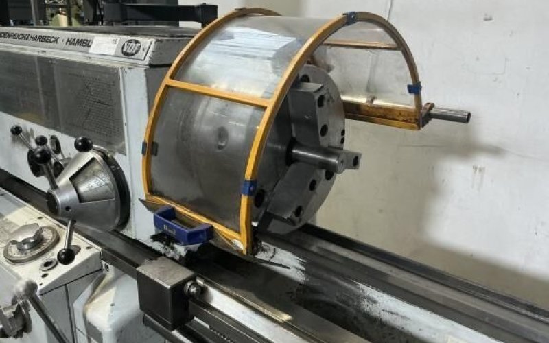 Токарно-гвинторізний верстат з ручним керуванням VDF V3 1500 metal lathe