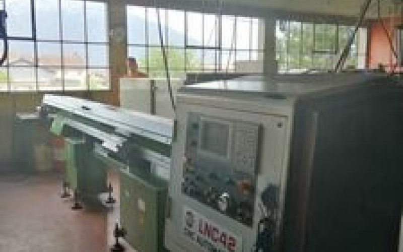 Токарний автомат поздовжнього точення з ЧПУ LICO-AUTOMATICS LNC 42