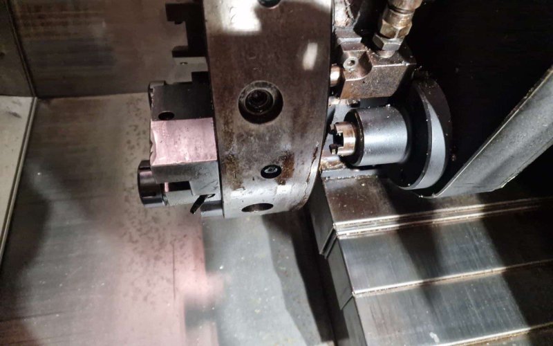 Токарный центр с ЧПУ (с приводными инструментами) HAAS SL-20