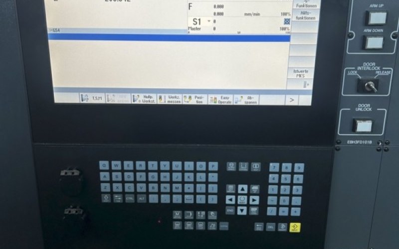 Токарний центр з ЧПУ SAMSUNG SMEC SL 2000 M