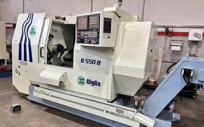 Токарный станок с ЧПУ с приводными инструментами Biglia B 550