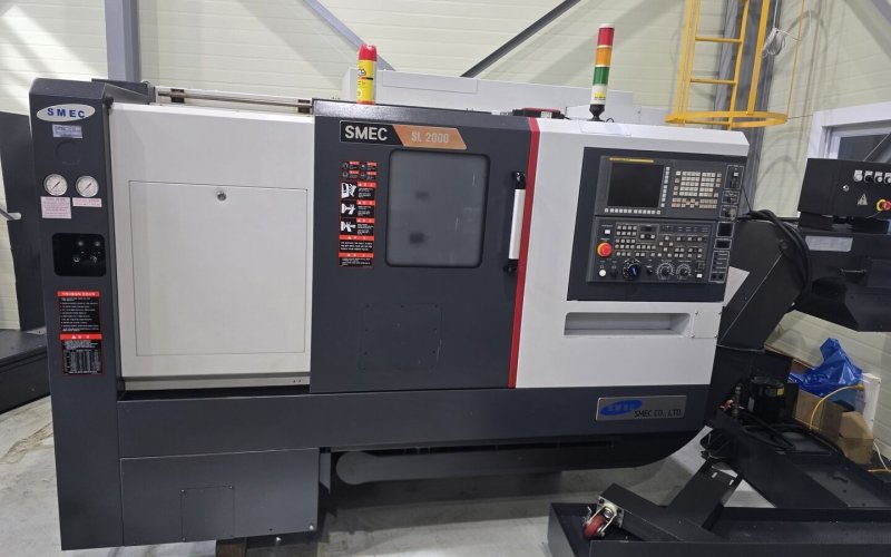 Токарный станок с ЧПУ SMEC SL 2000