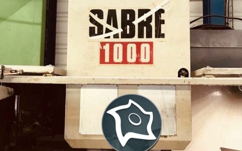 Універсально-фрезерний верстат з ЧПУ CINCINNATI MILACRON sabre 1000