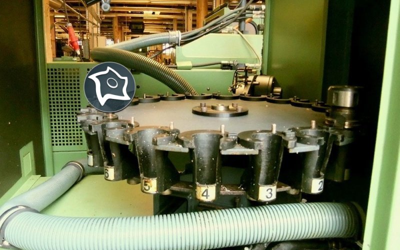 Універсально-фрезерний верстат із ЧПК Deckel FP 4 AT