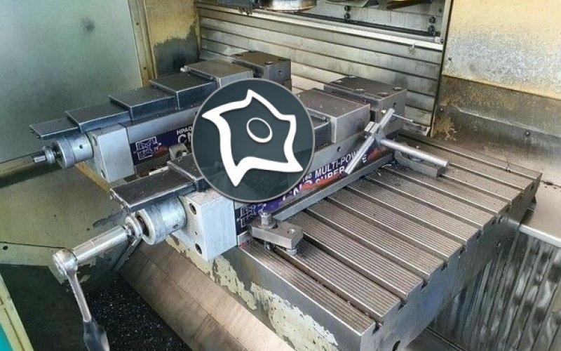 Универсально-фрезерный станок с ЧПУ DECKEL MAHO DMU 80 E
