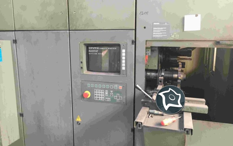 Универсально-фрезерный станок с ЧПУ DECKEL MAHO MC 800 H