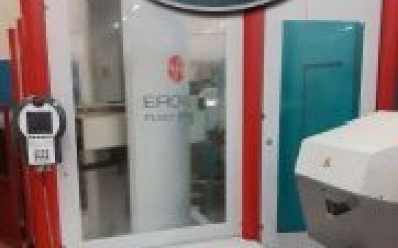 Універсально-фрезерний верстат з ЧПУ DMG DECKEL MAHO DMU 60 P