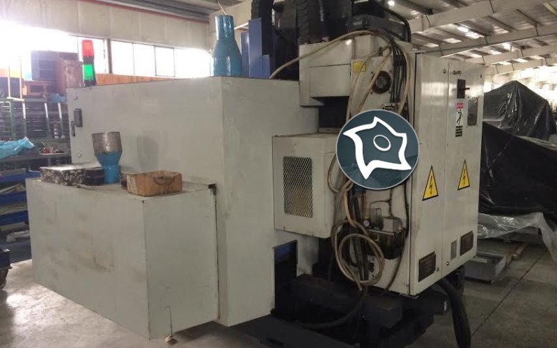 Універсально-фрезерний верстат з ЧПУ LEADWELL VMC-40