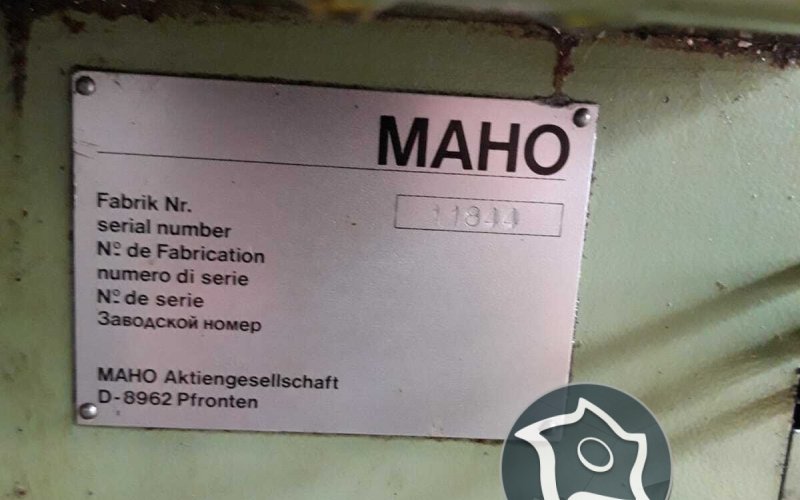 Універсально-фрезерний верстат з ЧПУ MAHO MH 1000 C