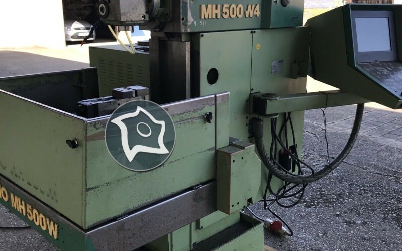 Универсально-фрезерный станок с ЧПУ MAHO MH 500 W4