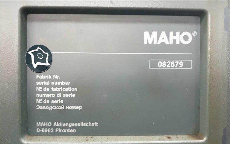 Універсально-фрезерний верстат з ЧПУ MAHO MH 800 W