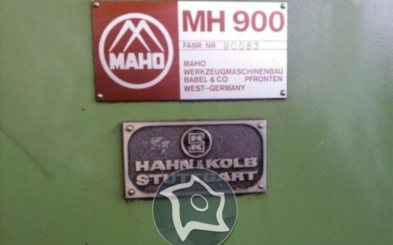 Універсально-фрезерний верстат з ЧПУ MAHO MH-C 900