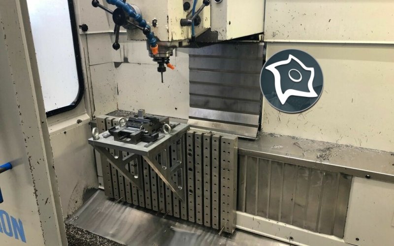 Універсально-фрезерний верстат з ЧПУ Mikron UME 600