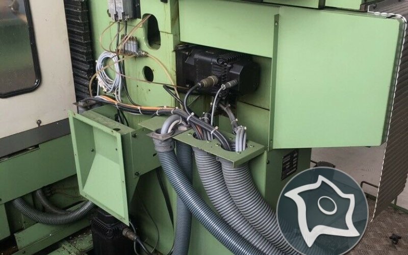 Універсально-фрезерний верстат з ЧПУ Mikron WF 31 C