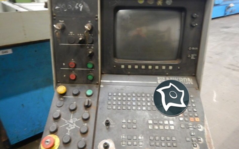Універсально-фрезерний верстат з ЧПУ Mikron WF 74 CH