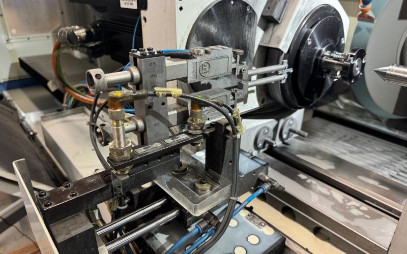 Универсальный круглошлифовальный станок с ЧПУ EMAG WEISS W 11-CNC SL650
