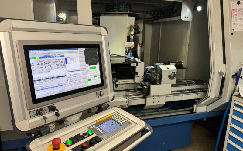 Универсальный круглошлифовальный станок с ЧПУ EMAG WEISS W 11-CNC SL650
