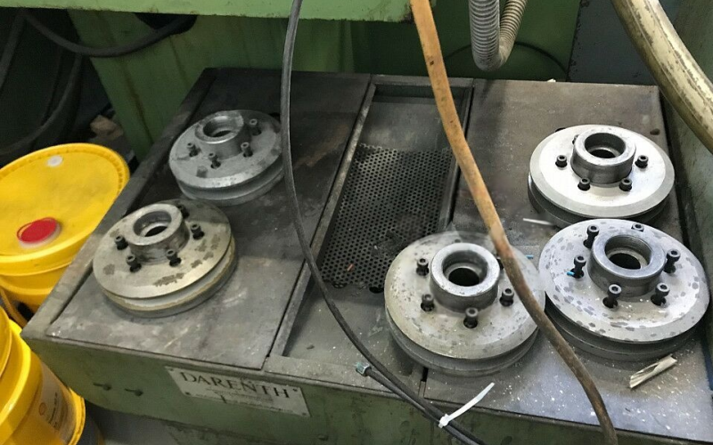 Універсальний круглошліфувальний верстат STUDER S 30-12