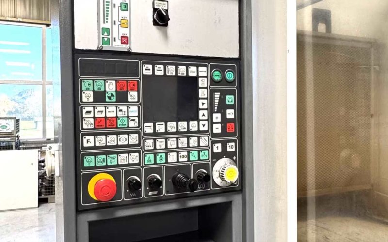 Універсальний шліфувальний верстат Favretto MD 300 з ЧПУ