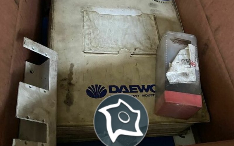 Вертикально-фрезерный станок с ЧПУ Daewoo Mynx 500