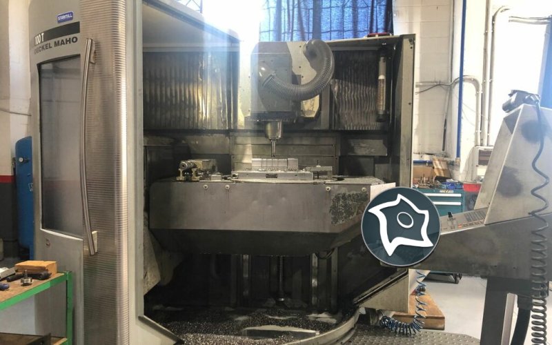 Вертикально-фрезерный станок с ЧПУ Deckel Maho DMU 100 T
