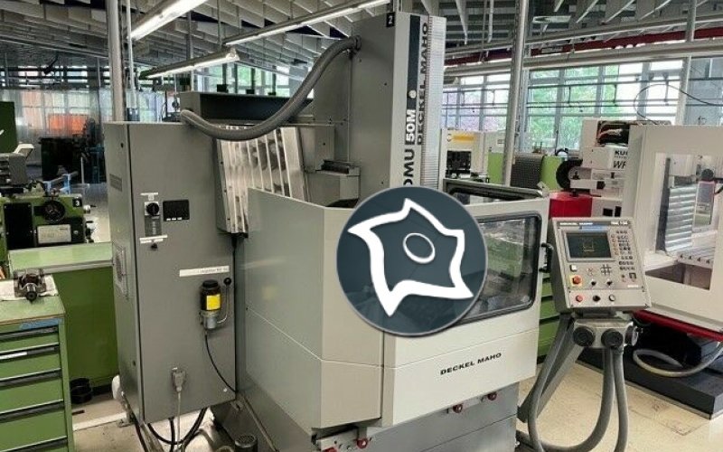 Вертикально-фрезерний верстат з ЧПУ DECKEL MAHO DMU 50 M