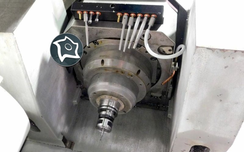 Вертикально-фрезерный станок с ЧПУ Deckel Maho DMU 70 V