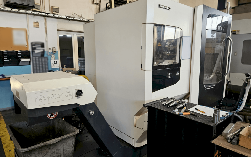 Вертикально-фрезерний верстат з ЧПУ DMG MORI CMX 1100 V