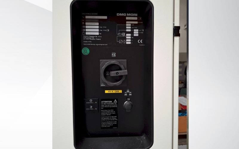 Вертикально-фрезерний верстат з ЧПУ DMG MORI CMX 50 U