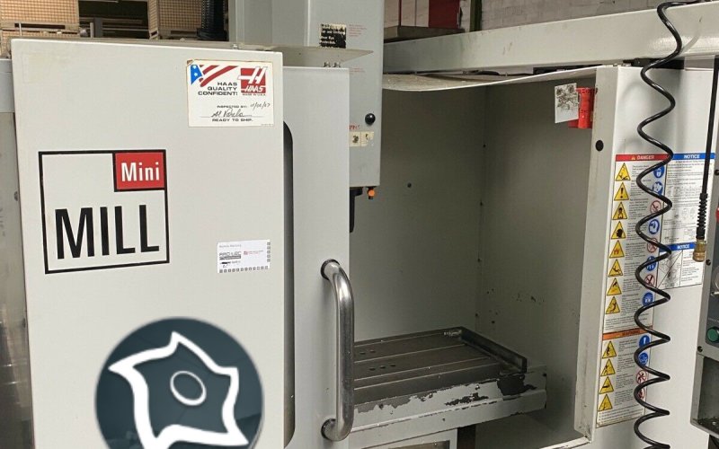 Вертикально-фрезерний верстат з ЧПУ HAAS MINIMILL HE