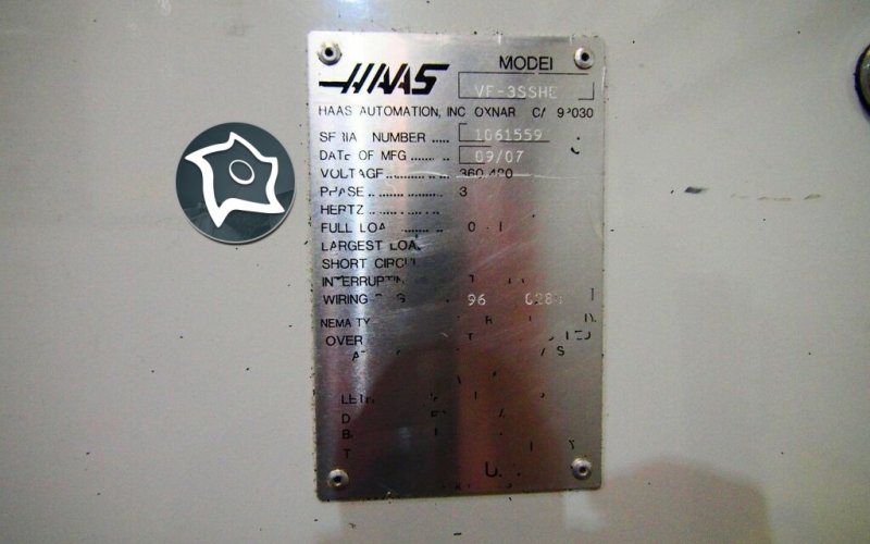 Вертикально-фрезерний верстат з ЧПУ HAAS VF-3 SS