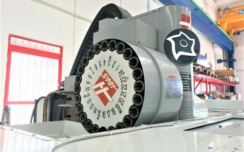 Вертикально-фрезерний верстат з ЧПУ HAAS VF 3 SS