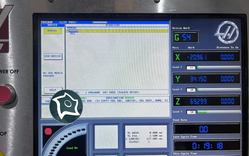 Вертикально-фрезерний верстат з ЧПУ HAAS VF-4