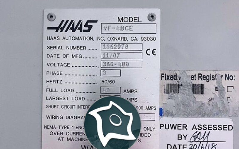 Вертикально-фрезерний верстат з ЧПУ HAAS VF-4