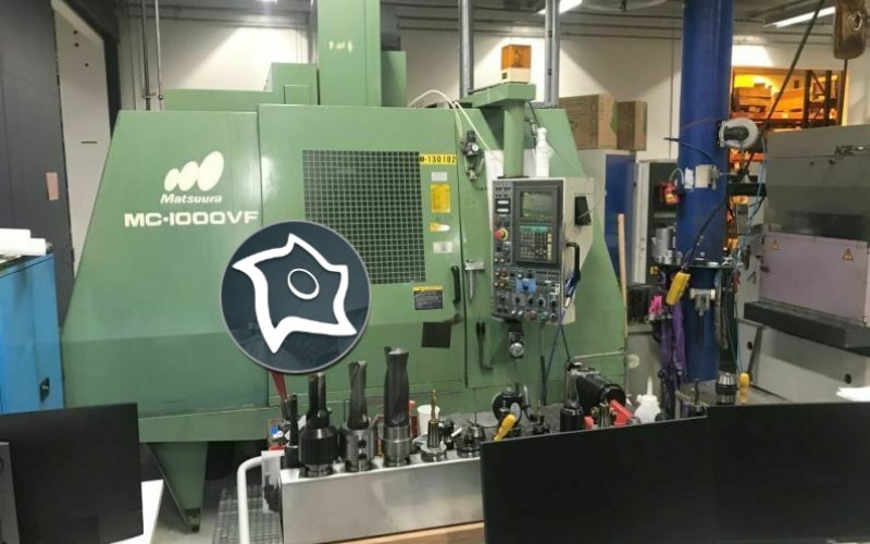Вертикально-фрезерний верстат з ЧПУ Matsuura MC 1000 VF