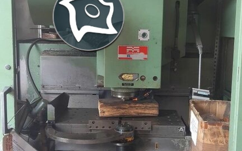 Вертикально-фрезерний верстат з ЧПУ Matsuura RA-3