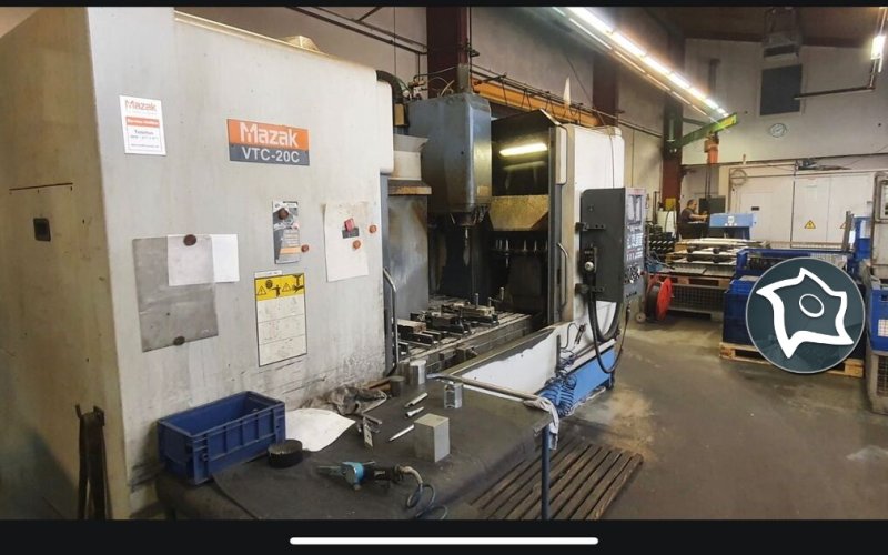 Вертикально-фрезерный станок с ЧПУ MAZAK VTC 20 C