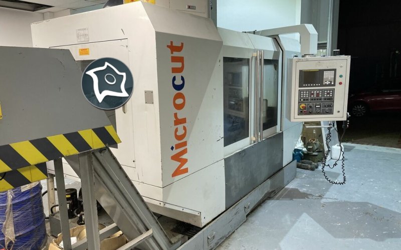 Вертикально-фрезерний верстат з ЧПУ Microcut Challenger VM-1000