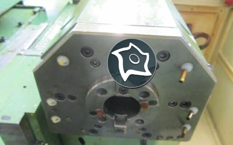 Вертикально-фрезерный станок с ЧПУ Reiden BFR 10-NC