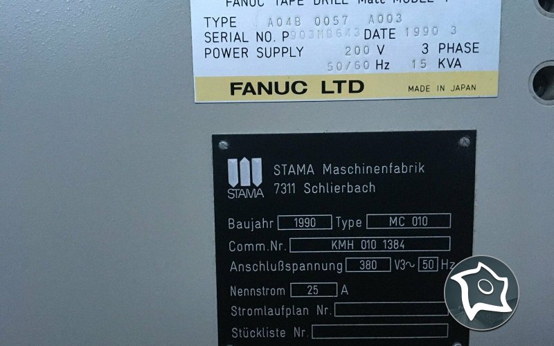 Вертикально-фрезерный станок с ЧПУ Stama MC 010