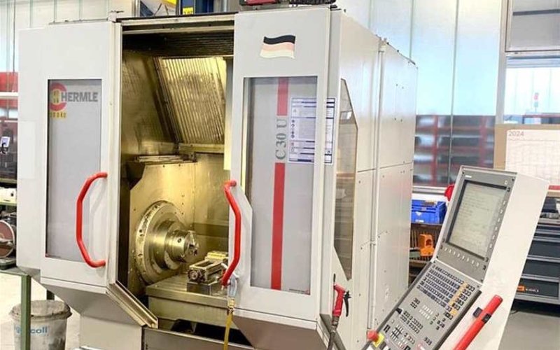 Вертикальний обробний центр HERMLE C 30 U - 4-осьовий