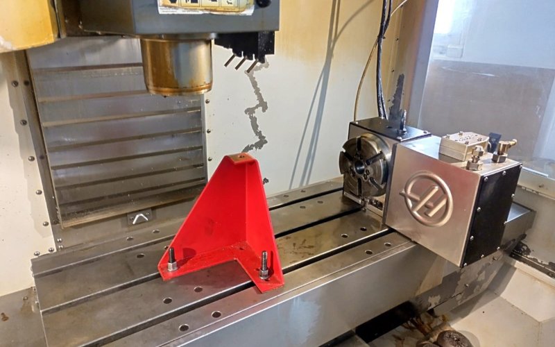 Вертикальный фрезерный обрабатывающий центр с ЧПУ + 4-я ось HAAS  VF-2 + HRT-160